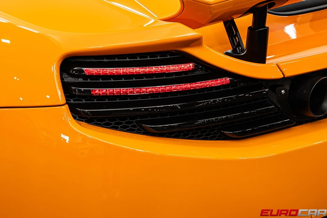 2013 McLaren MP4-12C - Image 26 of 31
