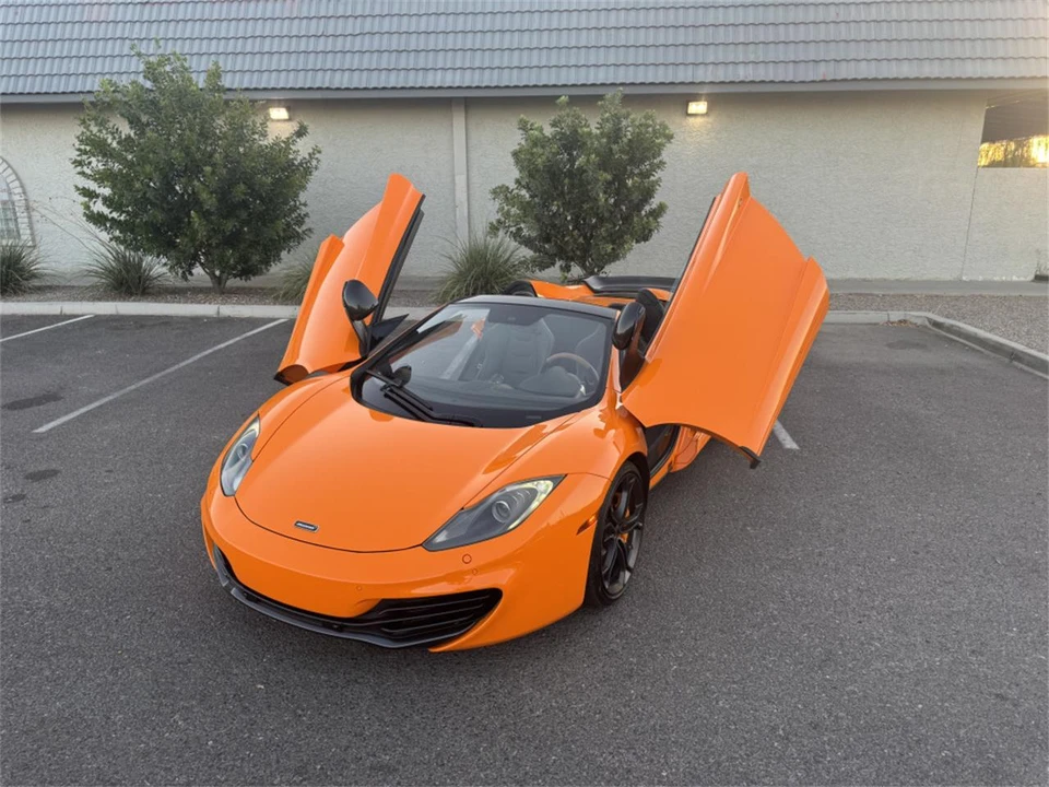 2013 McLaren MP4-12C - Image 11 of 17