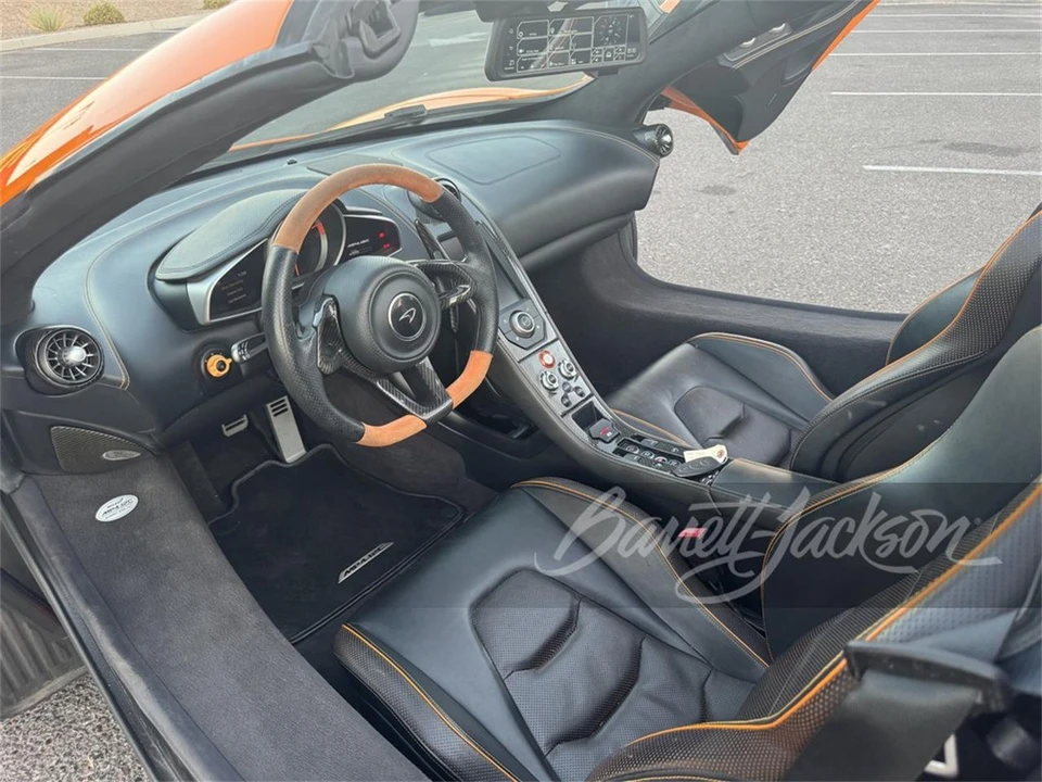 2013 McLaren MP4-12C - Image 4 of 5