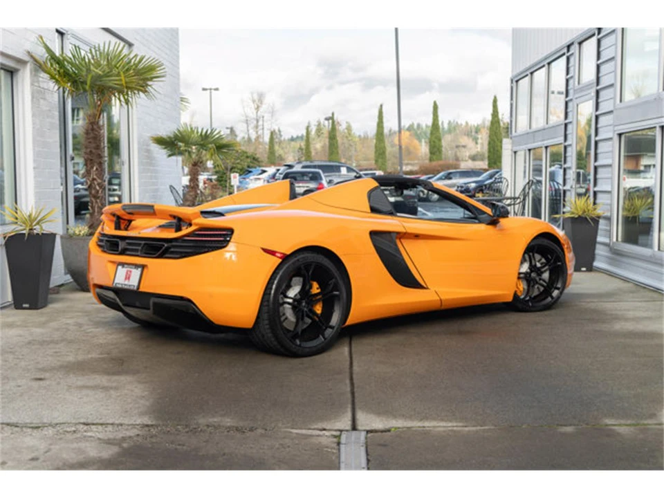 2013 McLaren MP4-12C - Image 9 of 12