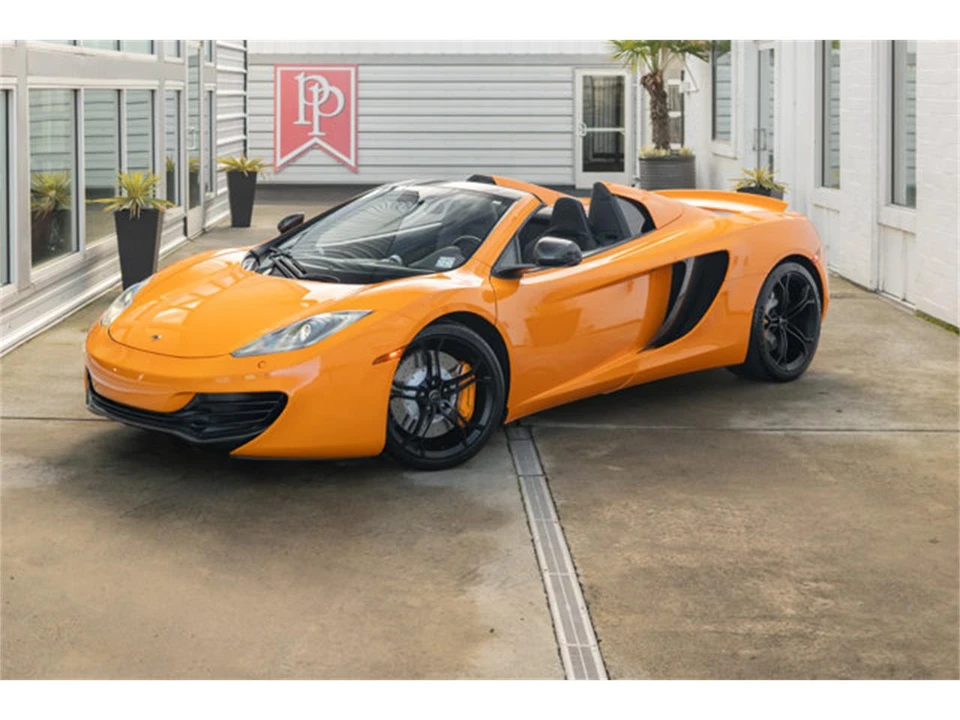 2013 McLaren MP4-12C - Image 10 of 12