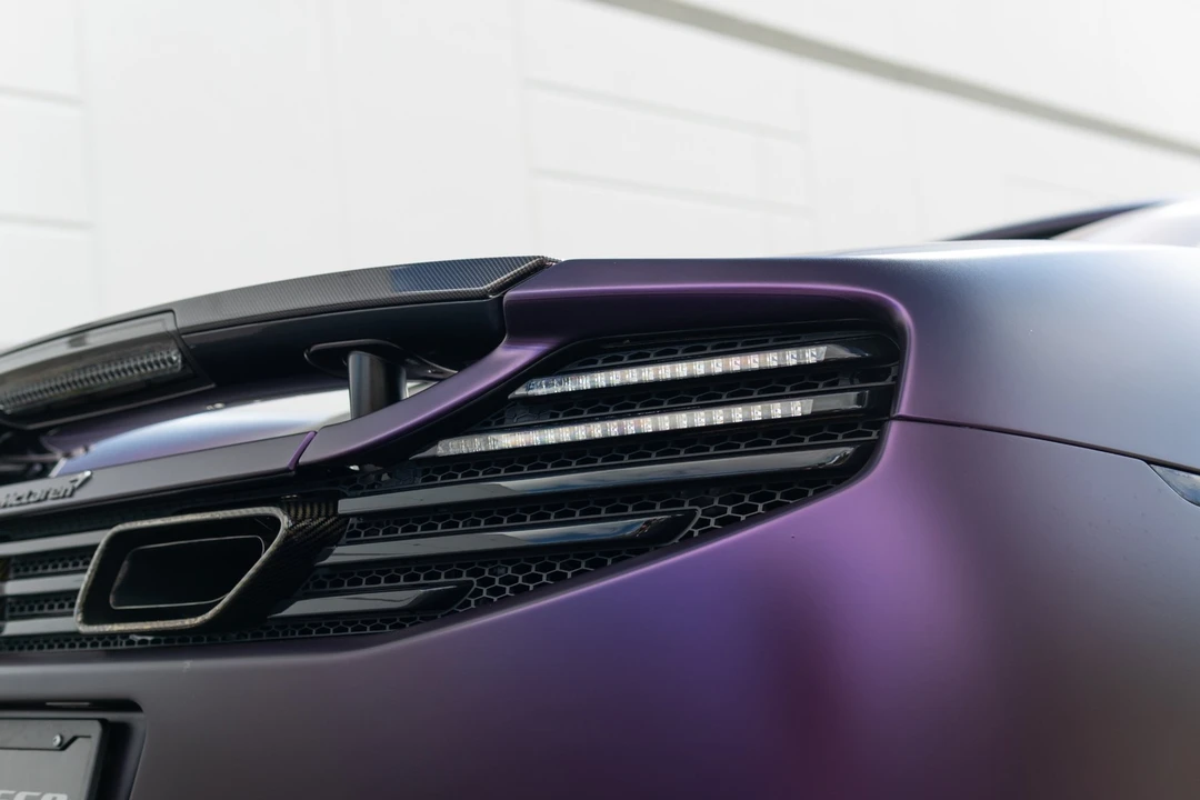 2013 McLaren MP4-12C - Image 16 of 31