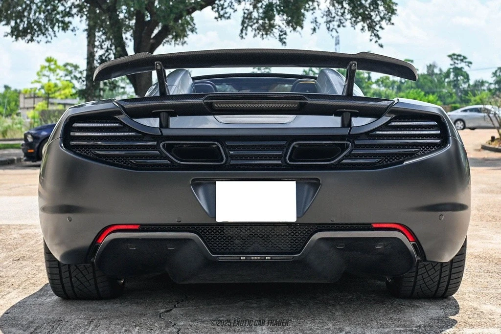 2013 McLaren MP4-12C - Image 7 of 12