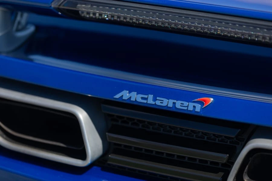 2013 McLaren MP4-12C - Image 15 of 31