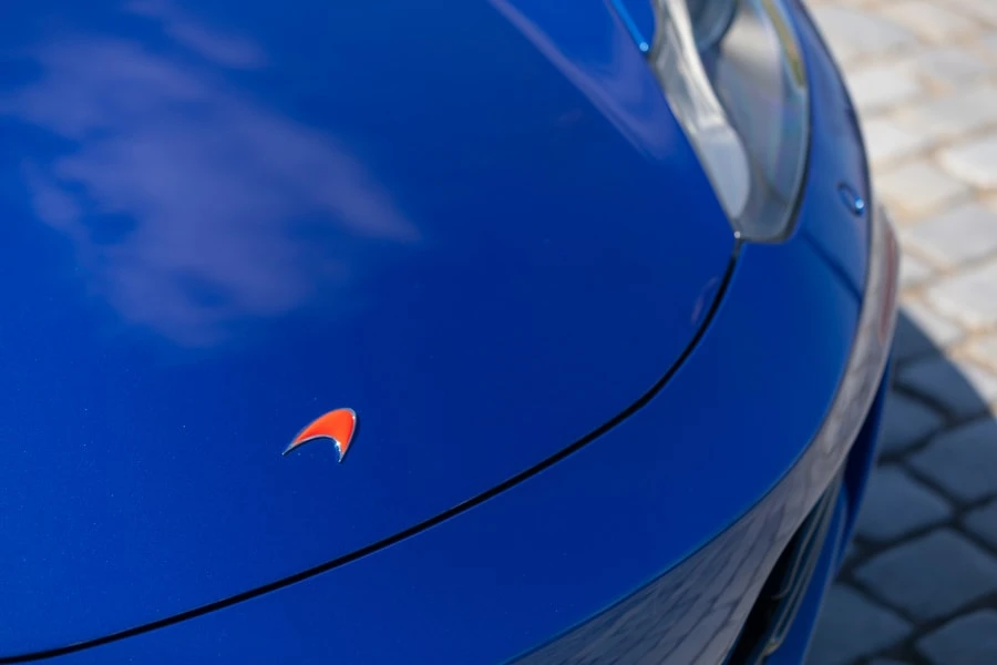 2013 McLaren MP4-12C - Image 8 of 31