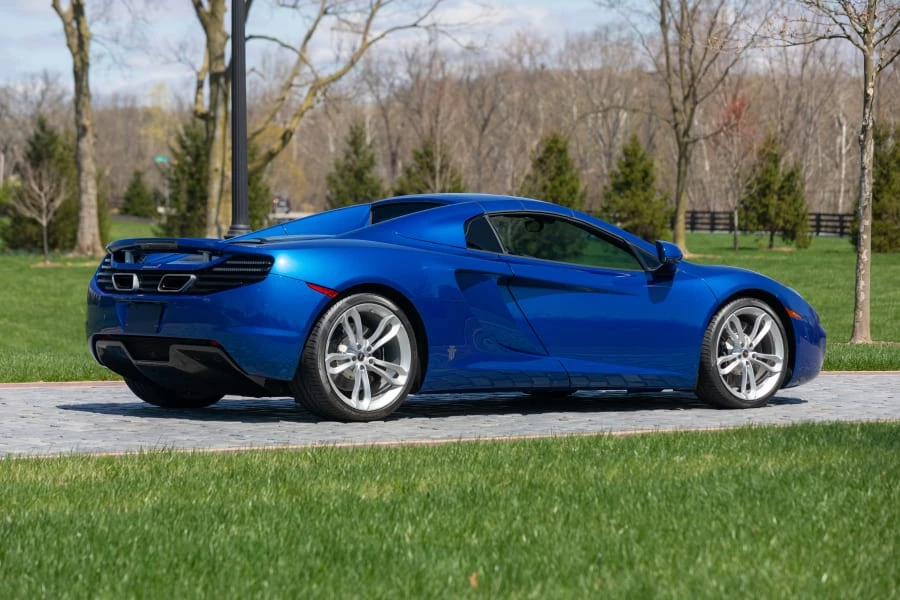 2013 McLaren MP4-12C - Image 3 of 31