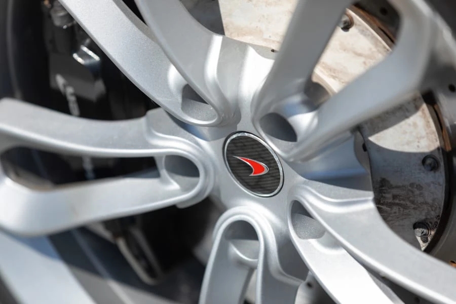 2013 McLaren MP4-12C - Image 9 of 31