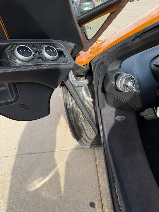 2013 McLaren MP4-12C Spider - Image 24 of 24