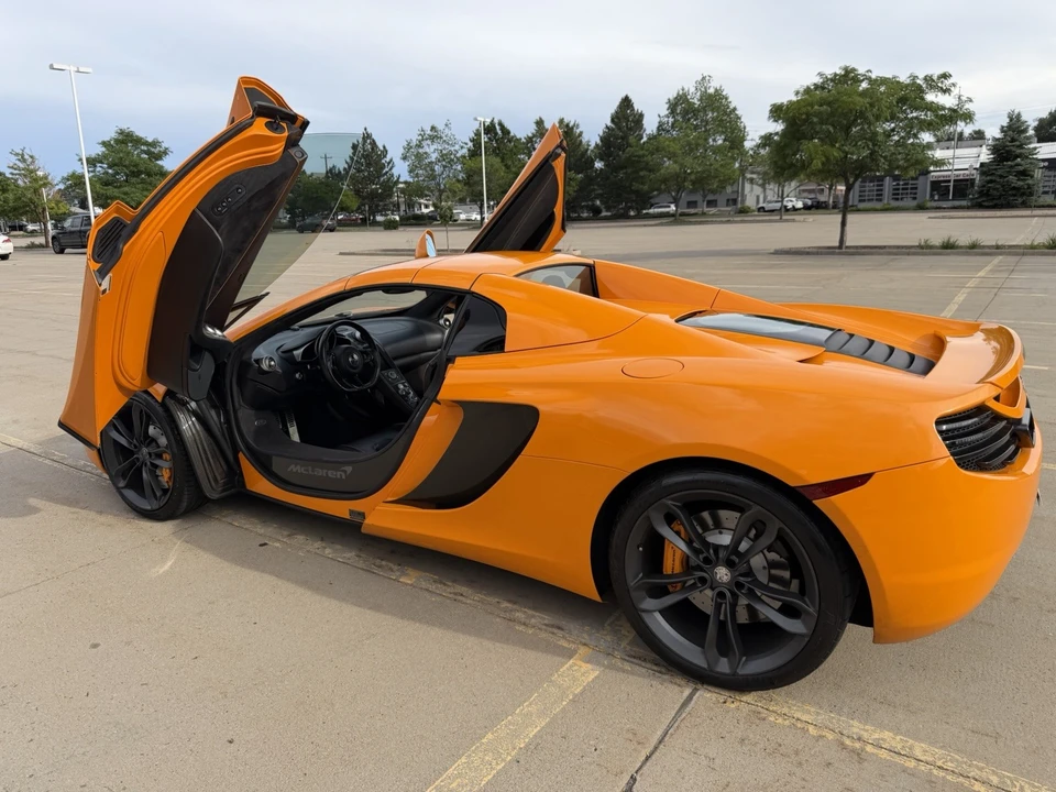 2013 McLaren MP4-12C Spider - Image 9 of 24