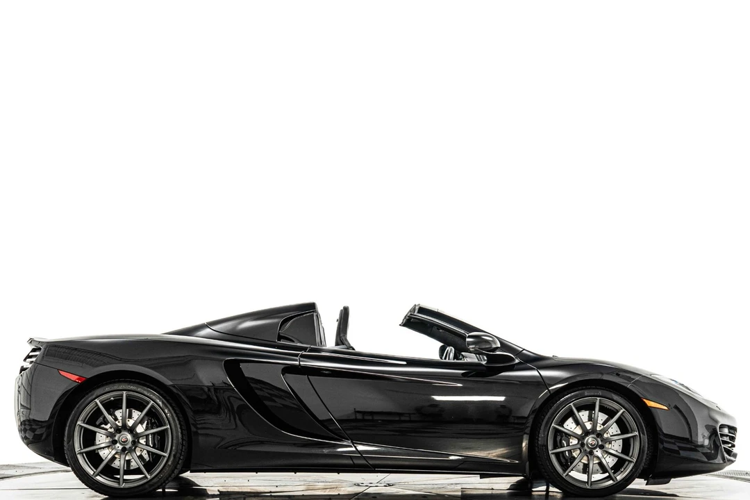 2013 McLaren MP4-12C Spider - Image 2 of 21