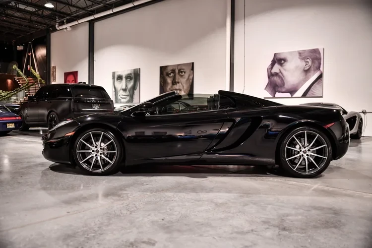2013 McLaren MP4-12C Spider - Image 3 of 27