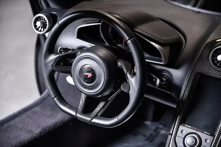 2013 McLaren MP4-12C Spider - Image 14 of 27