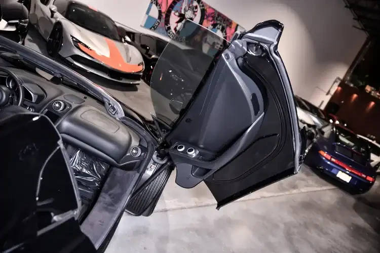 2013 McLaren MP4-12C Spider - Image 19 of 27