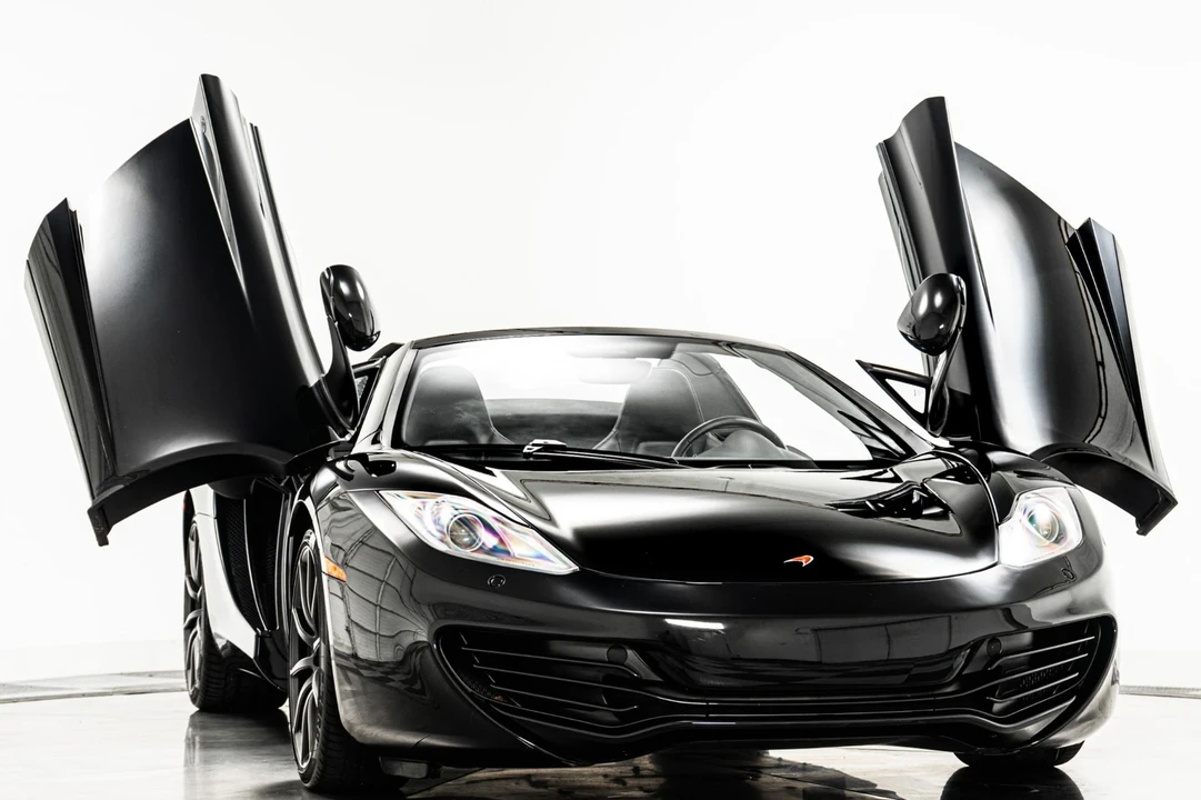 2013 McLaren MP4-12C Spider - Image 3 of 21