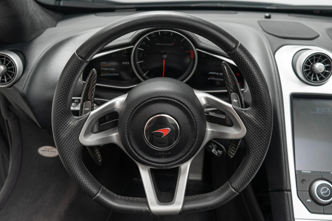 2013 McLaren MP4-12C Spider - Image 15 of 21