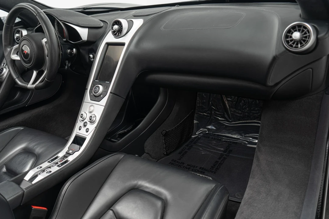 2013 McLaren MP4-12C Spider - Image 14 of 21