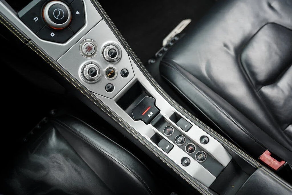 2013 McLaren MP4-12C Spider - Image 30 of 31