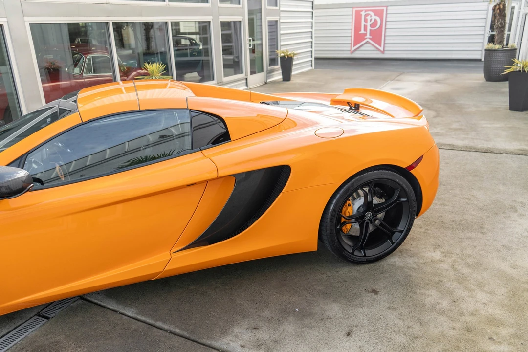 2013 McLaren MP4-12C Spider - Image 4 of 21