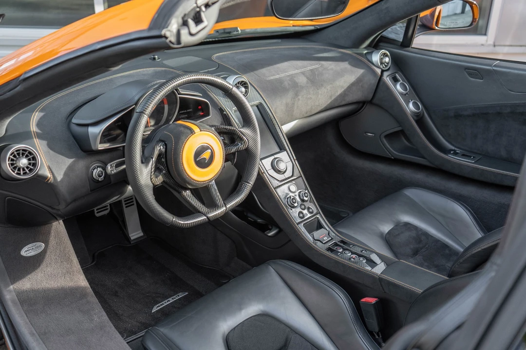 2013 McLaren MP4-12C Spider - Image 10 of 21