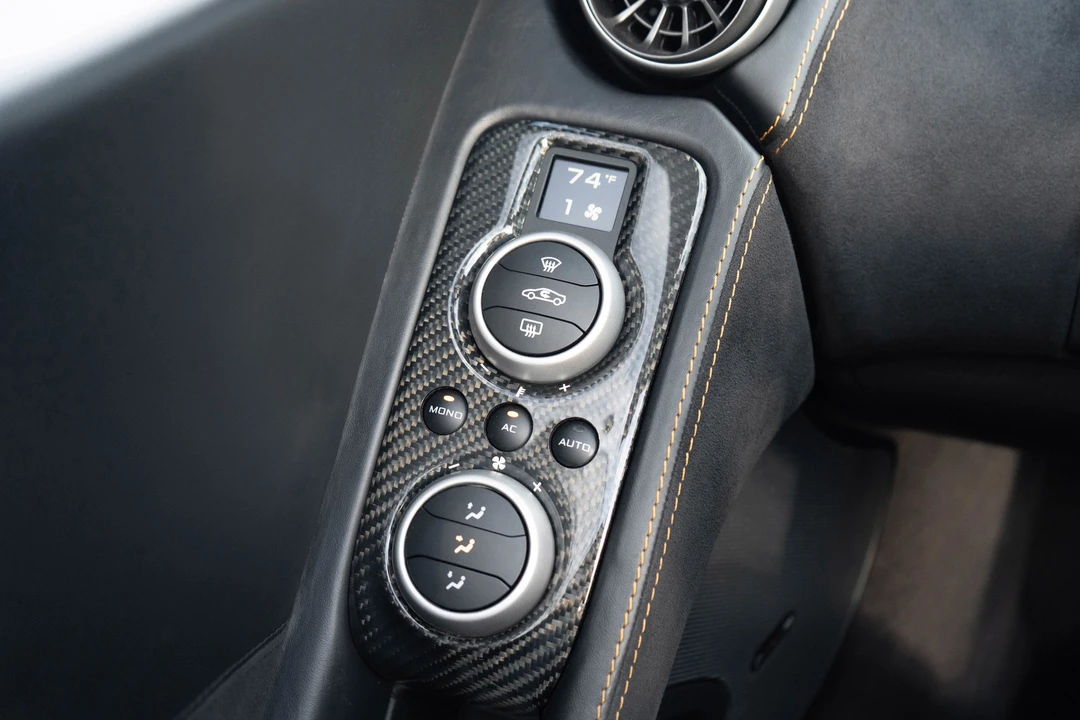 2013 McLaren MP4-12C Spider - Image 21 of 21