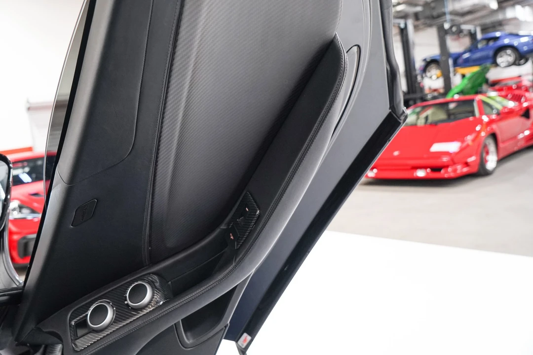 2013 McLaren MP4-12C Spider - Image 21 of 31
