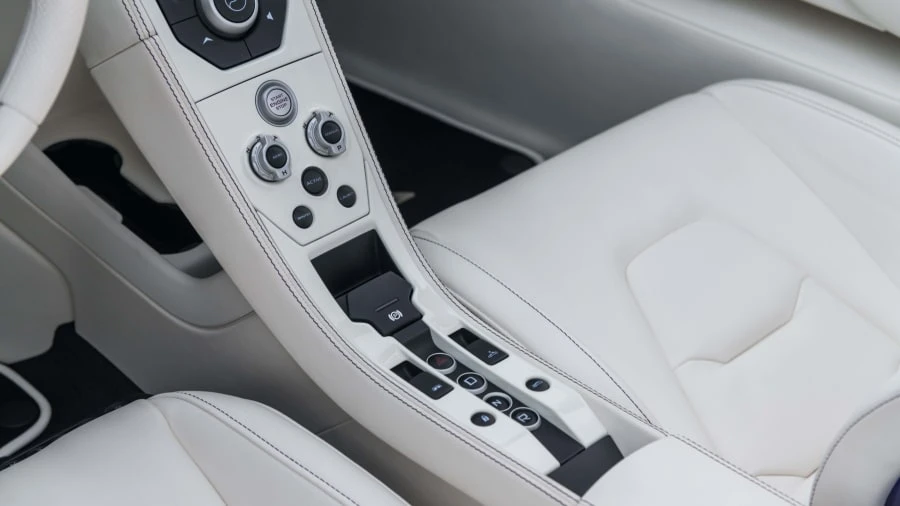 2013 McLaren MP4-12C Spider - Image 19 of 21