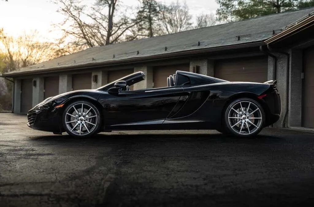 2013 McLaren MP4-12C Spider - Image 2 of 31