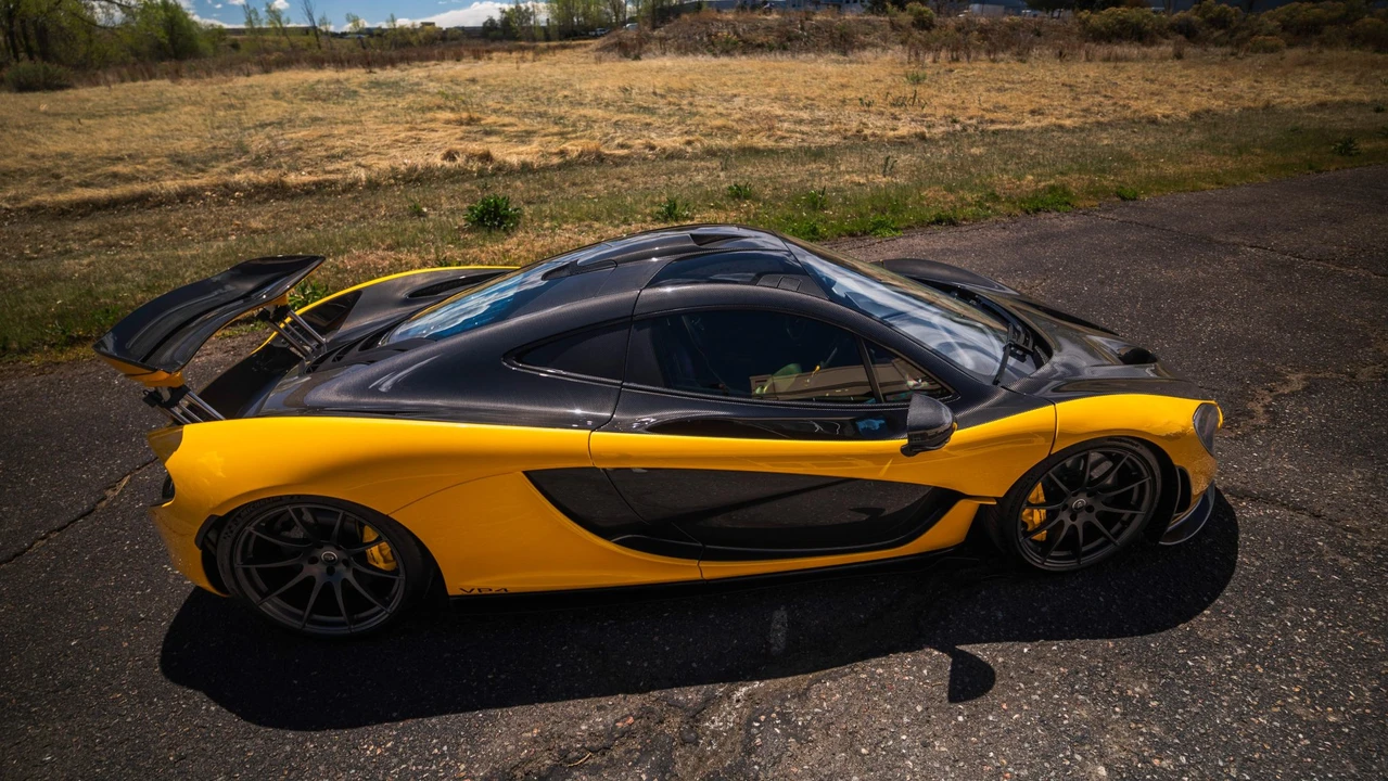 2013 McLaren P1 - Image 13 of 31
