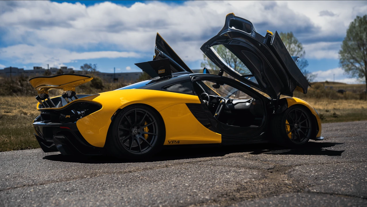 2013 McLaren P1 - Image 25 of 31