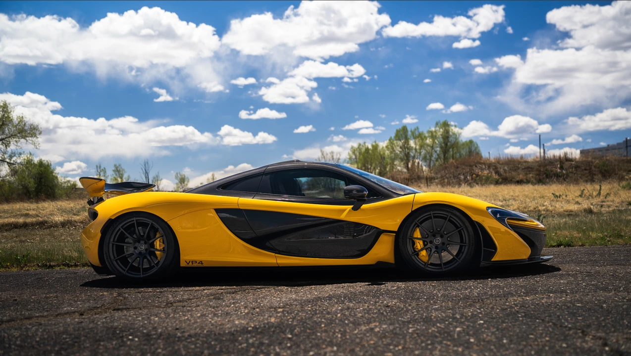 2013 McLaren P1 - Image 15 of 31