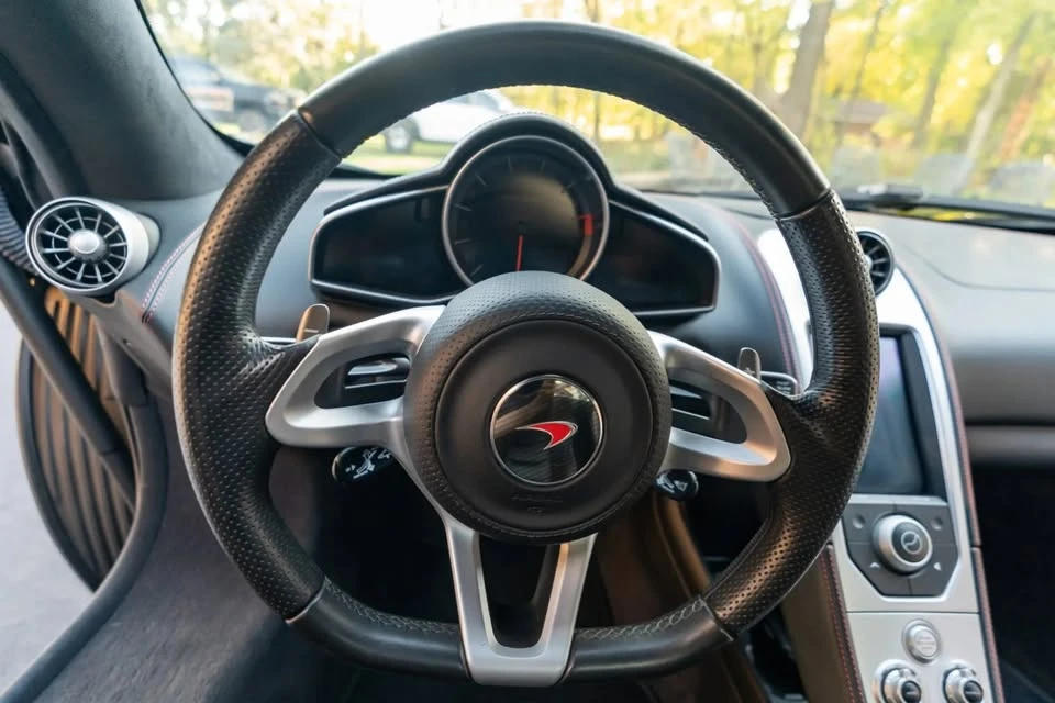 2013 McLaren MP4-12C Spider - Image 4 of 13