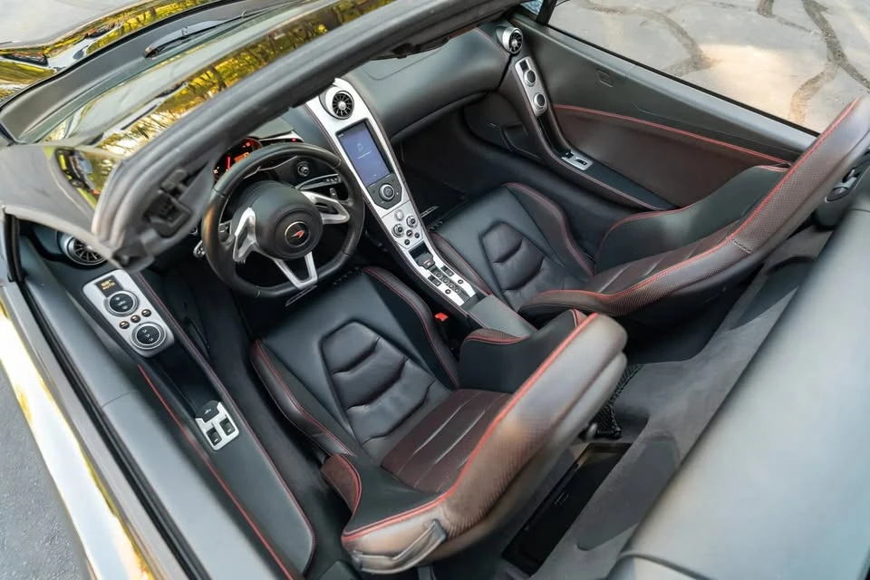 2013 McLaren MP4-12C Spider - Image 12 of 13