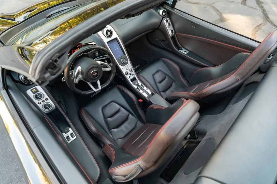 2013 McLaren MP4-12C Spider - Image 14 of 15