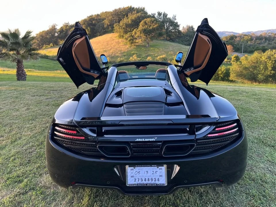 2013 McLaren MP4-12C - Image 13 of 20