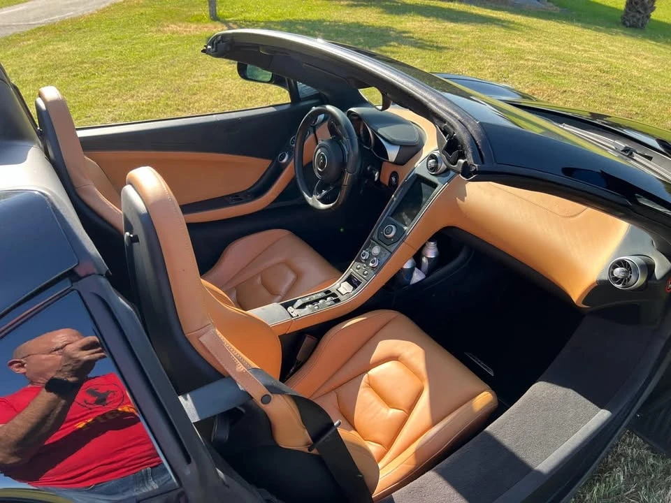 2013 McLaren MP4-12C - Image 17 of 20