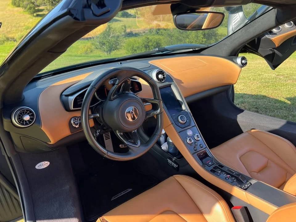 2013 McLaren MP4-12C - Image 16 of 20