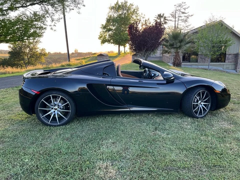 2013 McLaren MP4-12C - Image 7 of 20