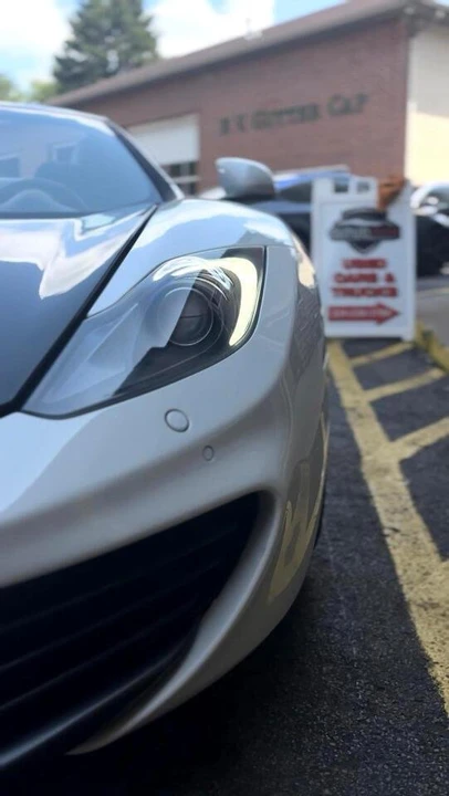 2013 McLaren MP4-12C - Image 18 of 20