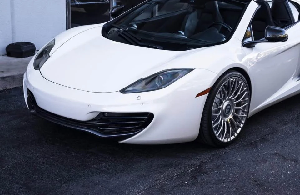 2013 McLaren MP4-12C - Image 2 of 18