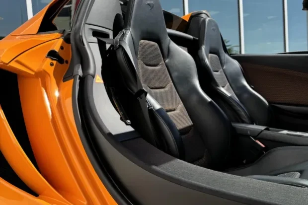 2013 McLaren MP4-12C - Image 3 of 20