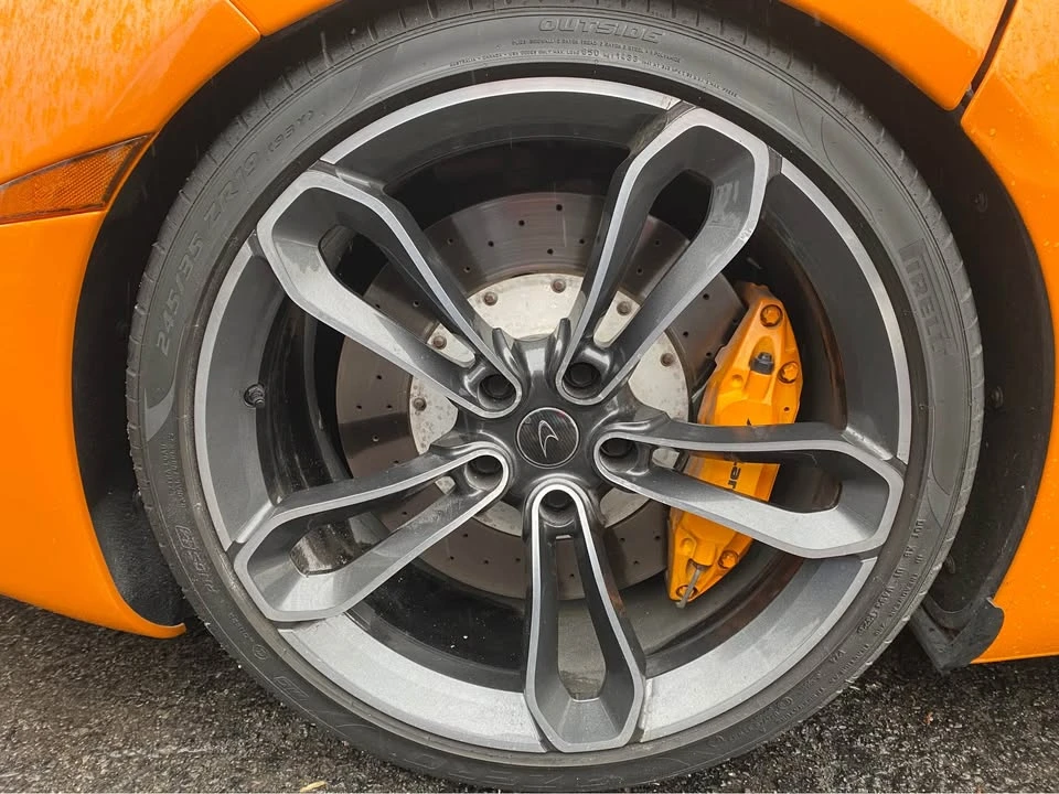 2013 McLaren MP4-12C - Image 17 of 20