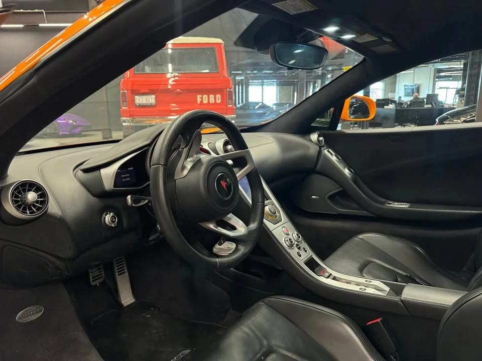 2013 McLaren MP4-12C - Image 4 of 5
