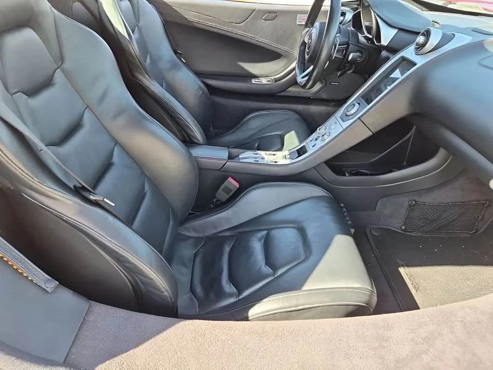 2013 McLaren MP4-12C - Image 11 of 12