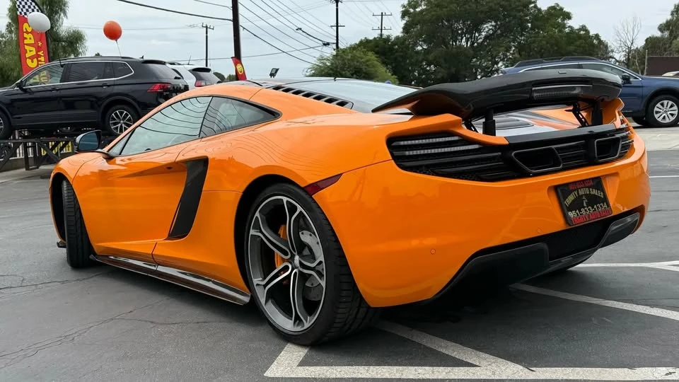 2013 McLaren MP4-12C - Image 5 of 14