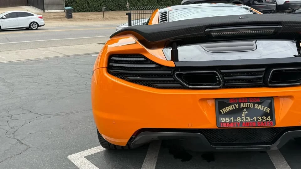 2013 McLaren MP4-12C - Image 6 of 14
