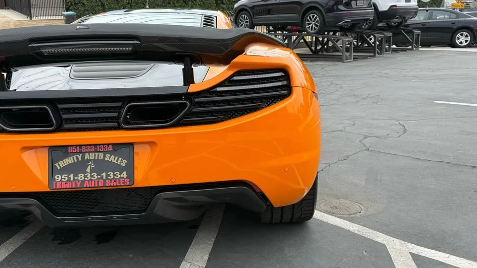 2013 McLaren MP4-12C - Image 7 of 14