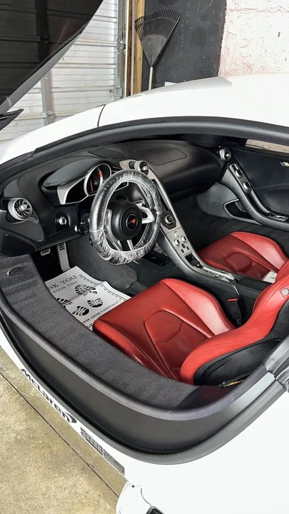 2013 McLaren MP4-12C - Image 4 of 6