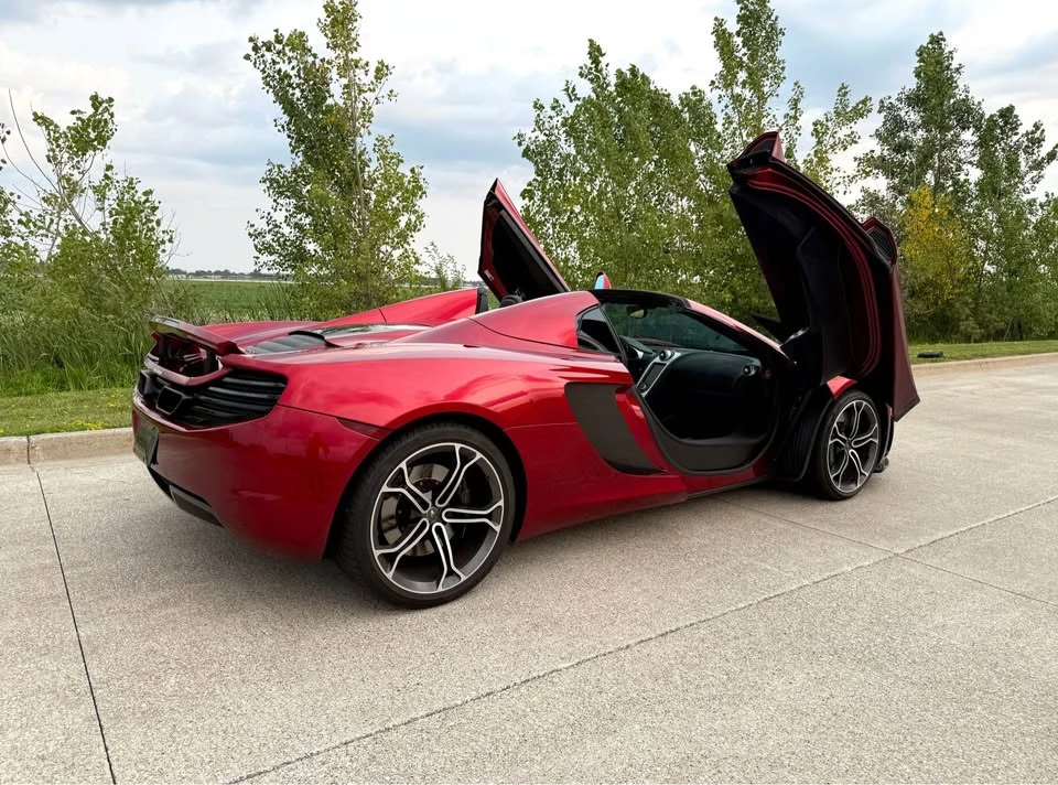 2013 McLaren MP4-12C - Image 15 of 20