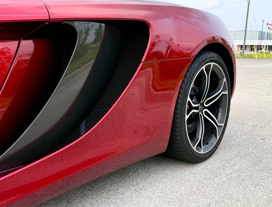 2013 McLaren MP4-12C - Image 19 of 20