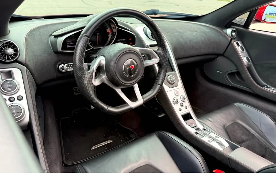 2013 McLaren MP4-12C - Image 6 of 20